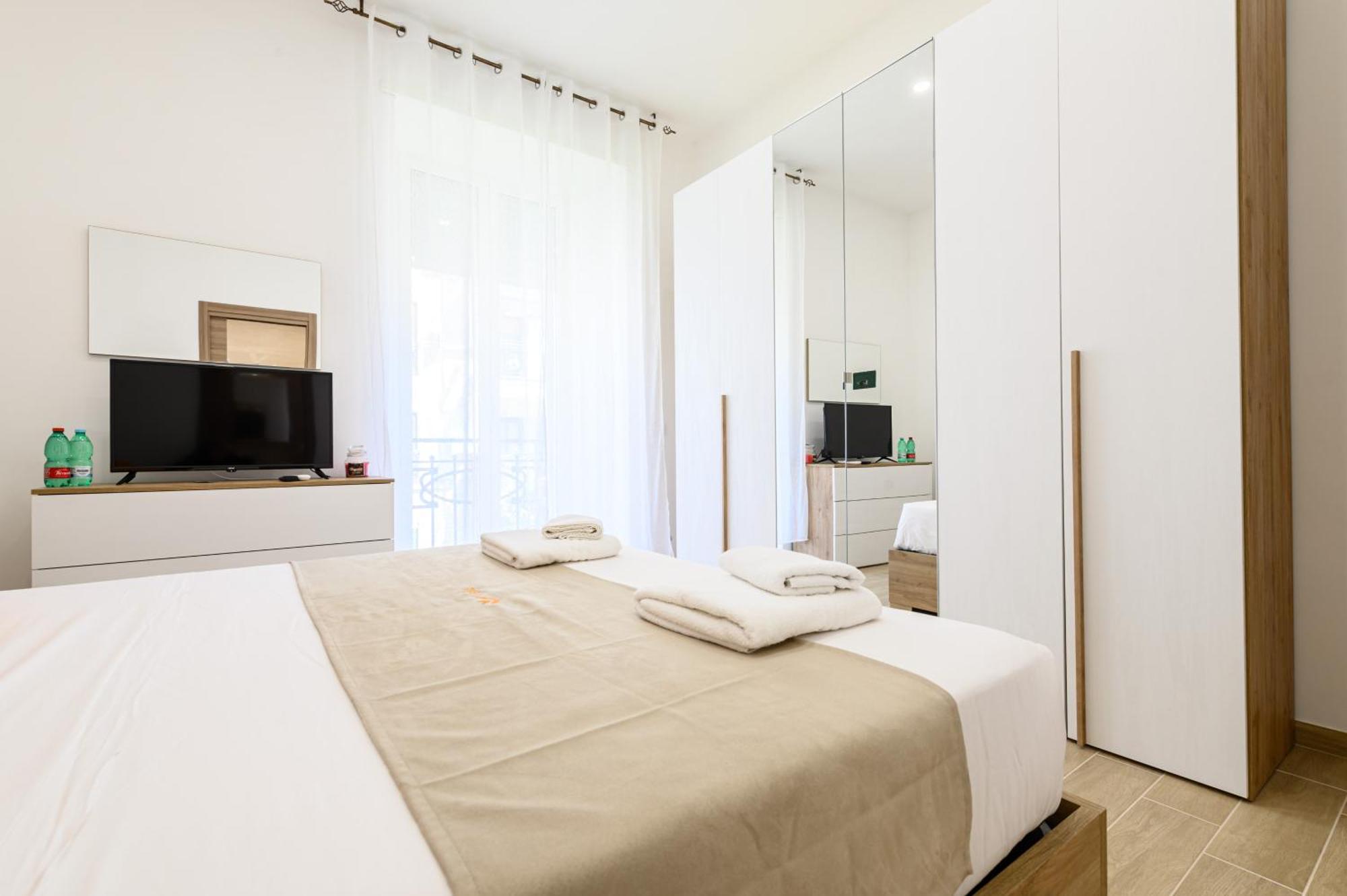 Domus Romeo Apartment Naples Luaran gambar