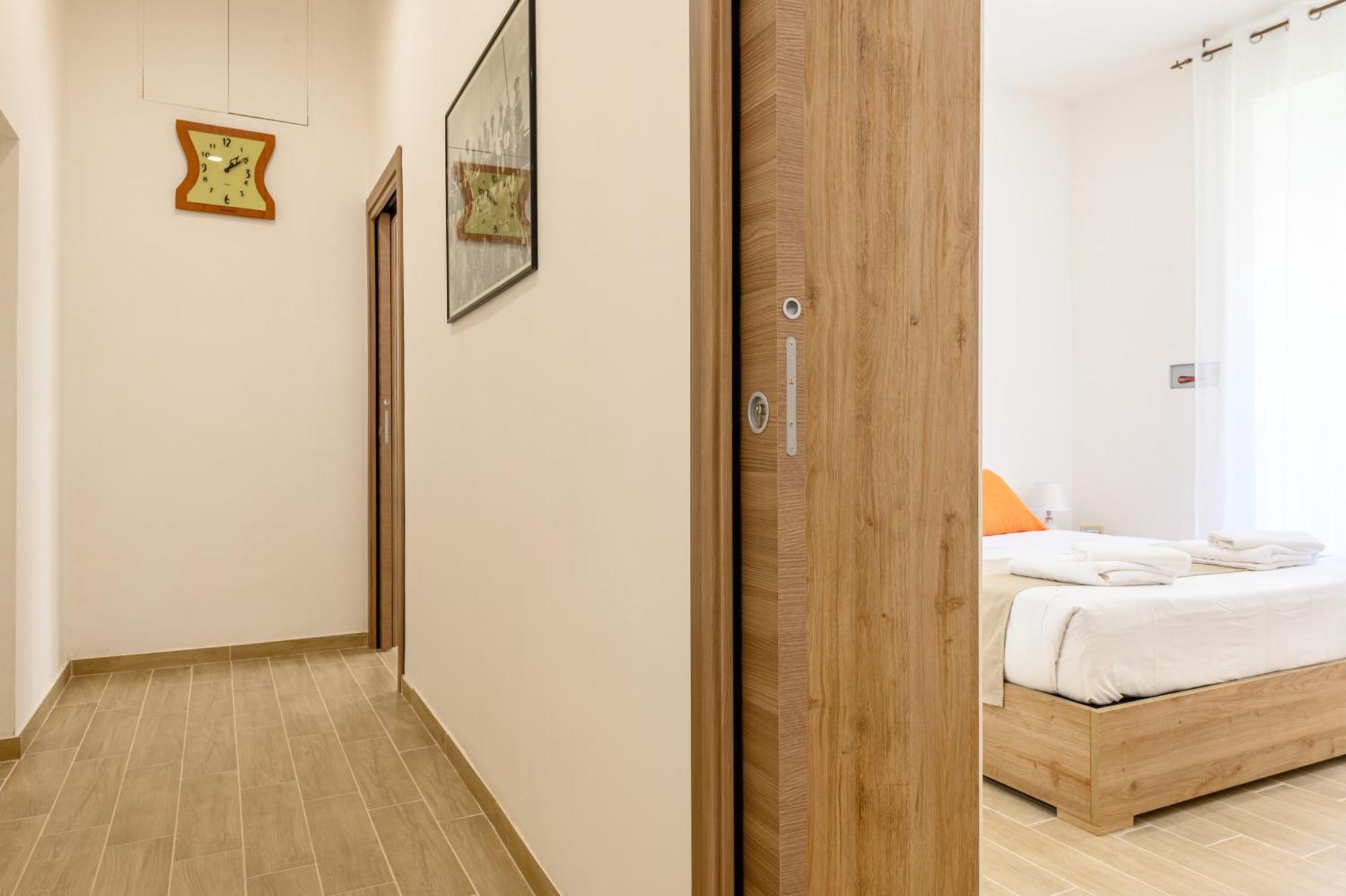 Domus Romeo Apartment Naples Luaran gambar