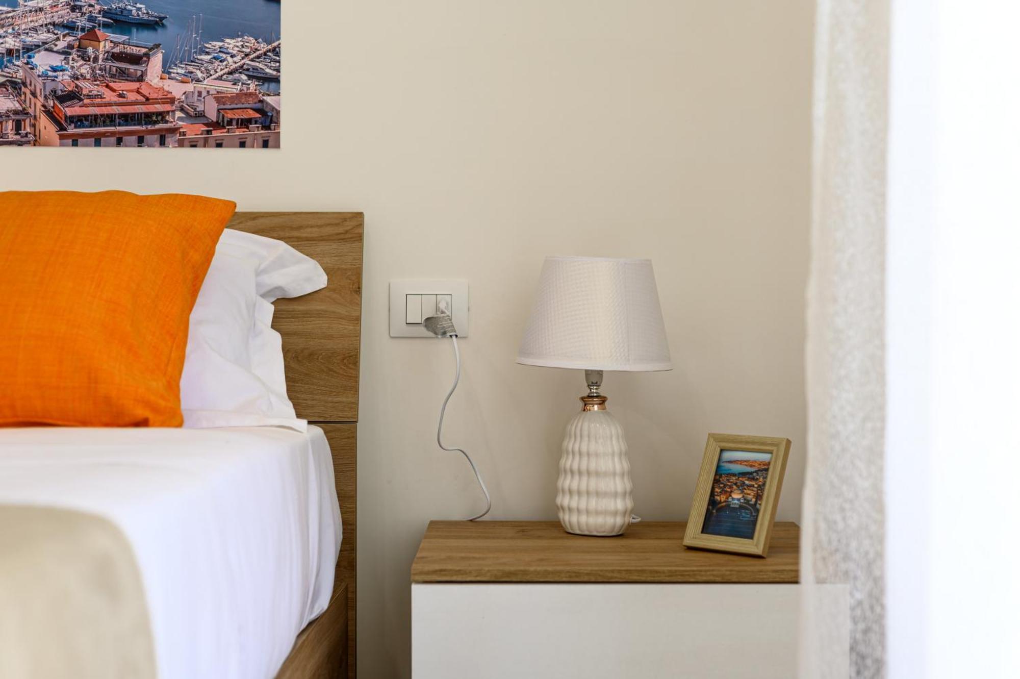 Domus Romeo Apartment Naples Luaran gambar