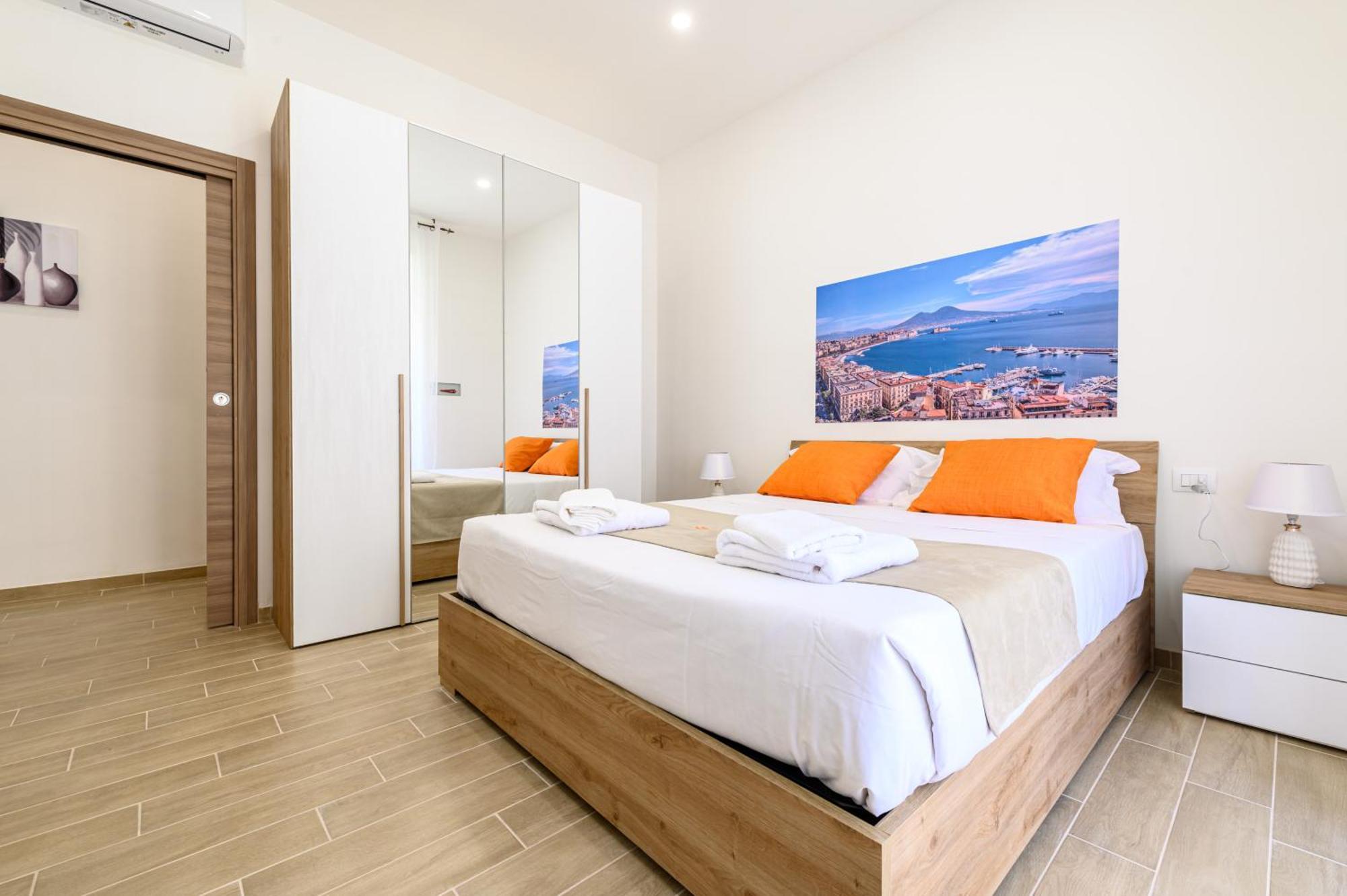 Domus Romeo Apartment Naples Luaran gambar